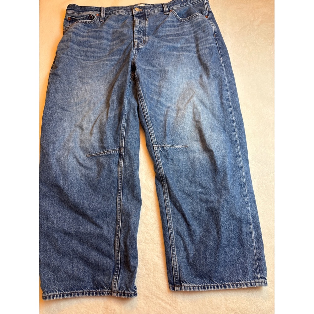 Madewell The Darted Barrel-Leg Jeans Medium Wash Blue Button Fly Denim 33